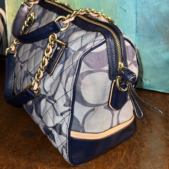 EUC Vintage Coach Quilted Denim Handbag - Picture 5 of 13